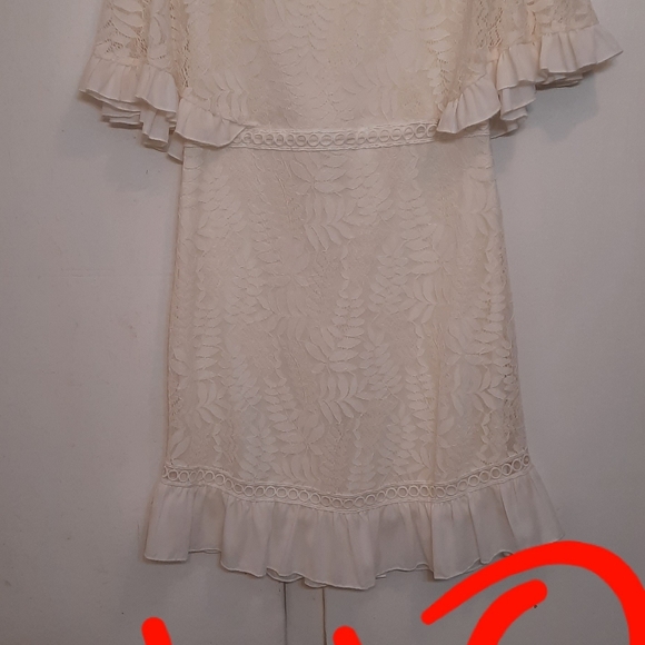 Clothes - Picture 14 of 15